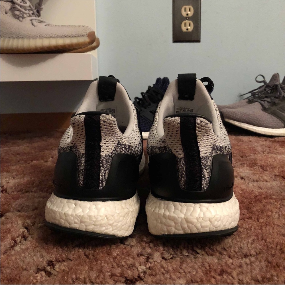 Ultraboost SnS x Social Status collab - Picture 4 of 8